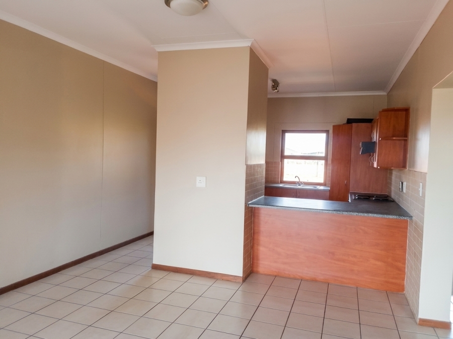 2 Bedroom Property for Sale in Waterval East North West